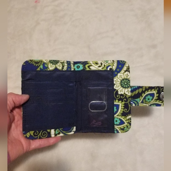 Vera Bradley Floral Wallet - Picture 6 of 9